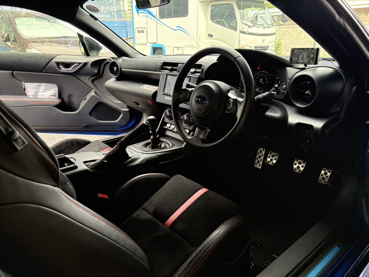 carImage
