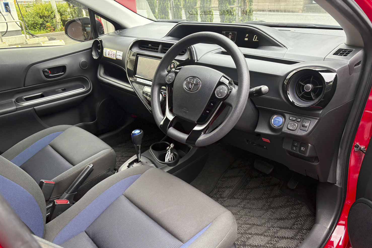 carImage